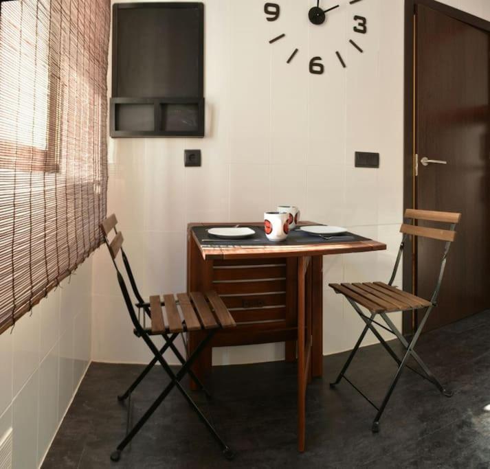 Bonito Ap Centrico Patio Wifi Parking Gratis. Apartamento Granada Exterior foto