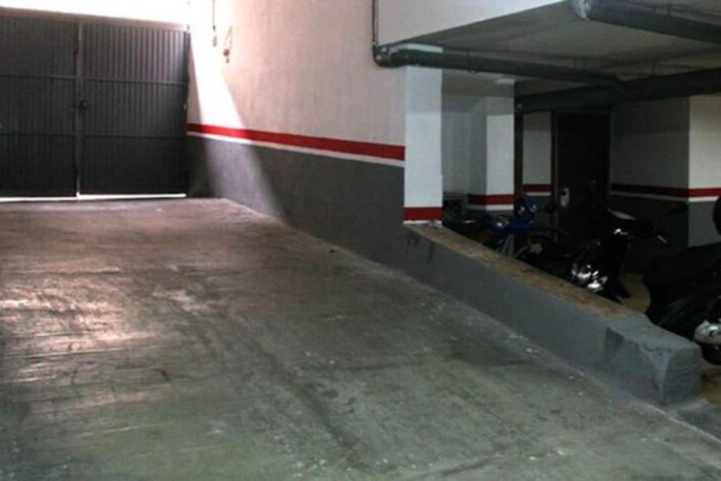 Bonito Ap Centrico Patio Wifi Parking Gratis. Apartamento Granada Exterior foto