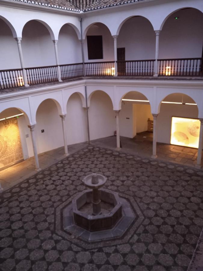 Bonito Ap Centrico Patio Wifi Parking Gratis. Apartamento Granada Exterior foto